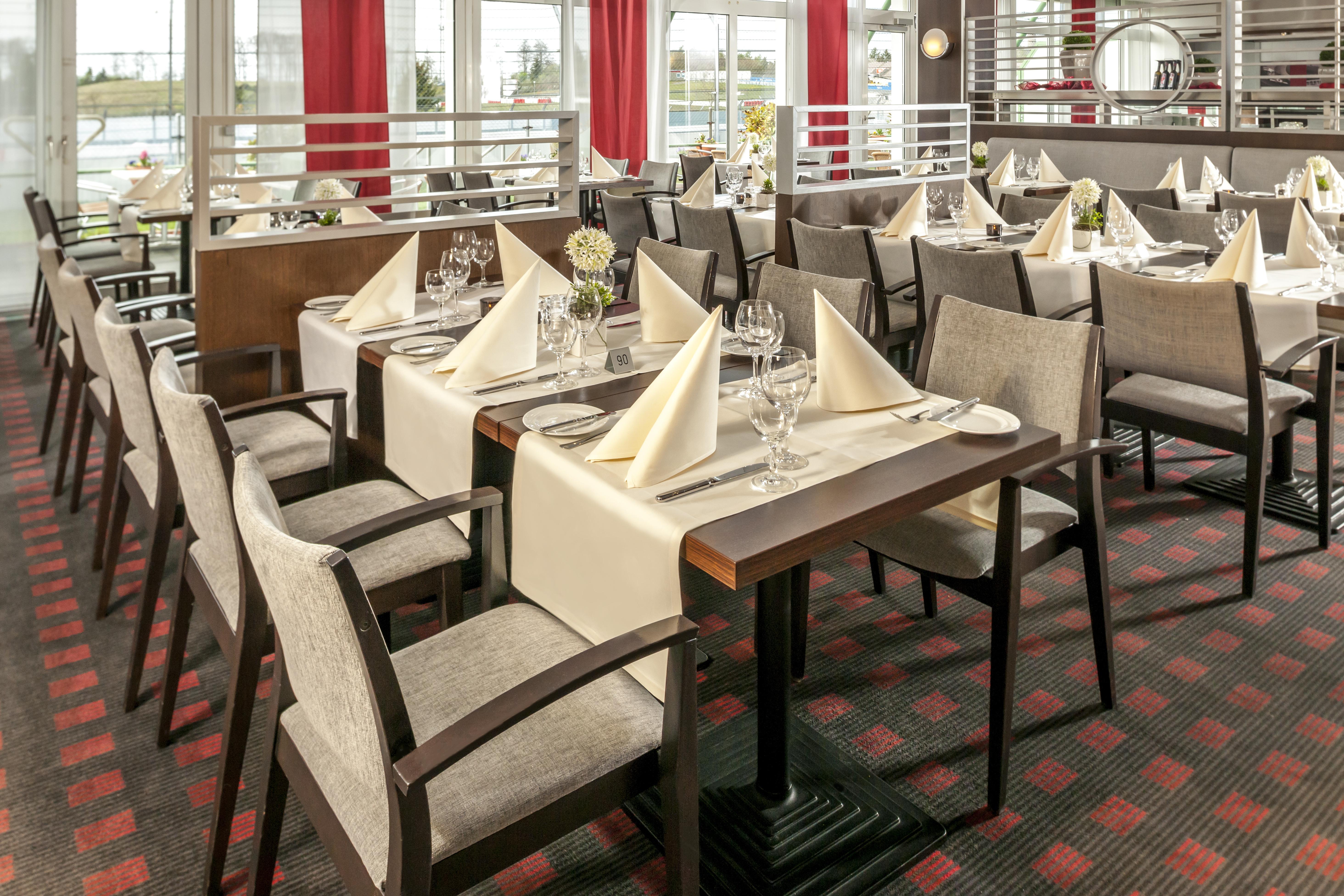 Hotel Dorint Am Nuerburgring Hocheifel Esterno foto