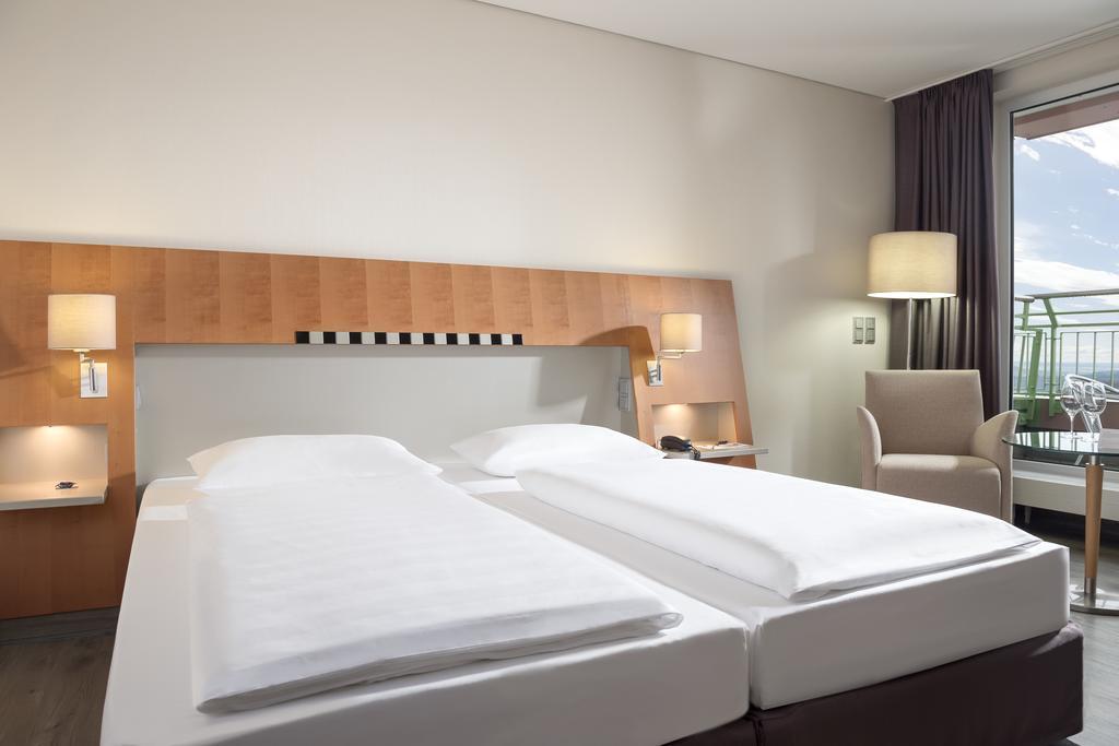 Hotel Dorint Am Nuerburgring Hocheifel Esterno foto